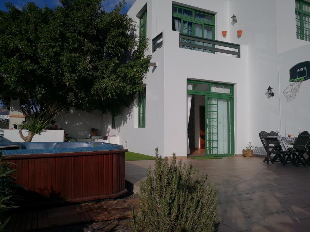 Villa Tyna Playa Blanca  Exterior foto